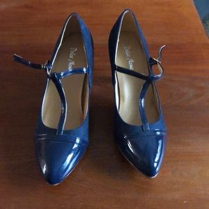 Navy blue heels